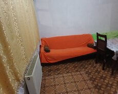 Yasamal alatava12 otaqli ev kiraye veril