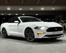 Ford Mustang Cabrio icaresi